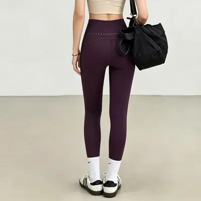 Women's Long-Sleeve Yoga Set, Thin Autumn Top, Pilates Training Wear - 11