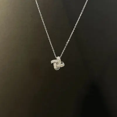 Princess skirt necklace, hollow design, collarbone chain - 9