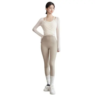 Women's Yoga and Pilates Training Set with Long-Sleeve Top - 6
