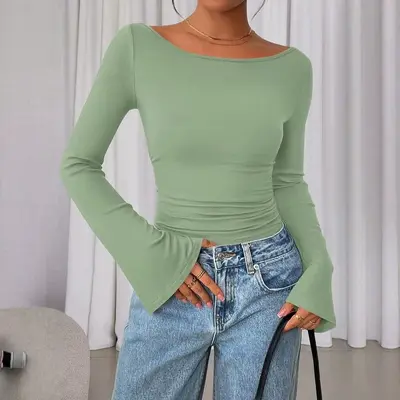 Grenzüberschreitende Amazon-Pullover-Strickoberteile für Damen, Herbst, mit Glöckchen, langärmlig, schlank geschnitten, plissiert, Girlie-Stil, zum Überziehen als Oberbekleidung