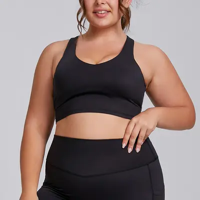 Nude-Feel Plus Size Yoga Set for Women, Two-Piece with Pockets - 11