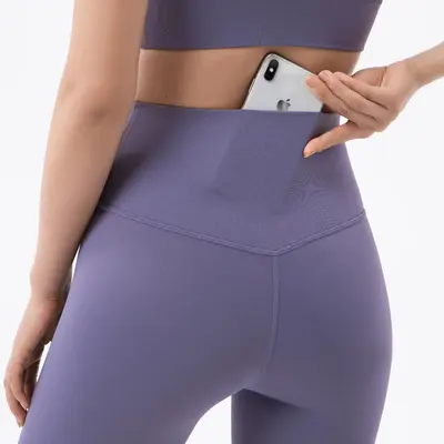 Kadınlar için garip çizgisiz çift taraflı fırçalanmış çıplak yoga pantolonu Avrupa ve Amerikalı yüksek belli şeftali popo kaldırma spor fitness pantolonları kadınlar için