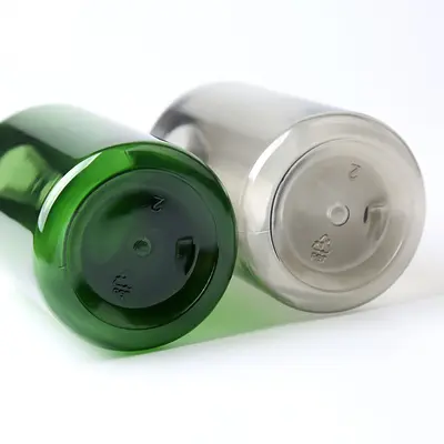 Werksseitig vorrätige 300-ml-Sprühflasche der japanischen Marke Kao mit Pistolenabzug, Sprühflasche für Gartenarbeit und Blumenpflege, Alkoholsprühflasche, Kosmetik-Sprühflasche, Haarstyling-Sprühflasche
