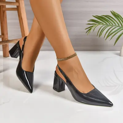 Women's Large Size Pointed-Toe High Heel Retro Baotou Shoes - 7