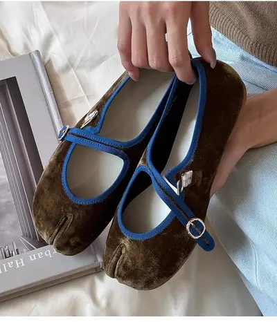 Genuine Suede Korean-Style Pig-Paw Toe-Post Ballet Flats, Mary Jane for Women
