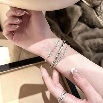 S925 sterling silver pig nose bracelet with cubic zirconia