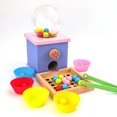 Mini candy machine toy with color recognition and sorting