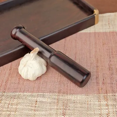 Tavuk kanadı ahşap sarımsak ezici geleneksel sarımsak kırıcı ev sarımsak havaneli sarımsak pounder öğütücü ceviz kırıcı - 8