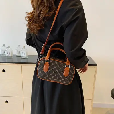 Retro Women's Small Square Bag with Textured Finish - 4
