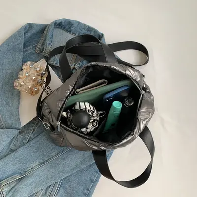Women's Underarm Bag, Elegant Simple Design, Everyday Commuter Bag - 5