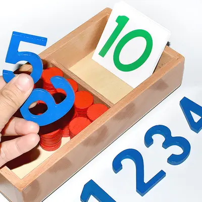 Montessori Unterrichtshilfen Zahlen und Chips mathematische Logik Rechenfähigkeit Montessori Kindergarten Lernspielzeug Frühkindliche Bildungsspielzeuge