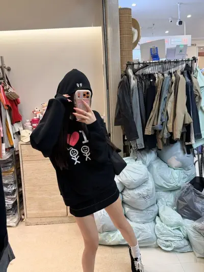 Kadın Kapüşonlu Sweatshirt Kalp Çöp Adam Baskılı Bol Kesim Cepli
