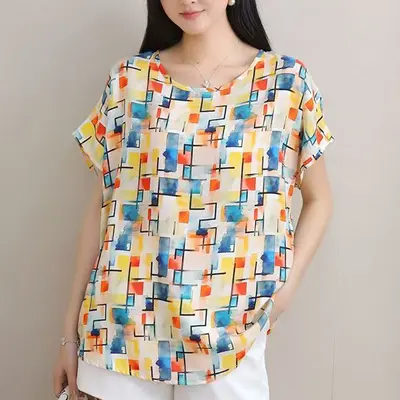Große Größe Damen-T-Shirt mit Print, kurzarm, locker geschnitten, Viskose-Seidenmischung - 11