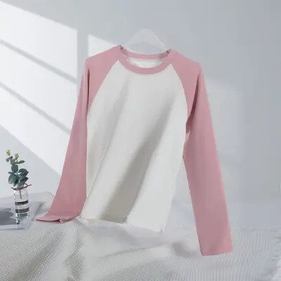 Damen-T-Shirt mit gerade geschnittenem Colorblock-Raglanärmel, Modell 5603