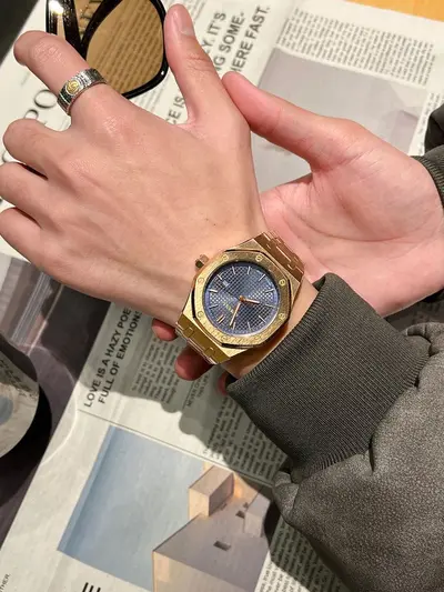 Royal Oak Quartz Men's Watch with Waterproof Steel Band - 12