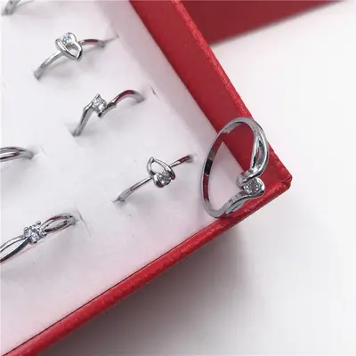 Imitation Diamond Zircon Ring for Engagement and Wedding