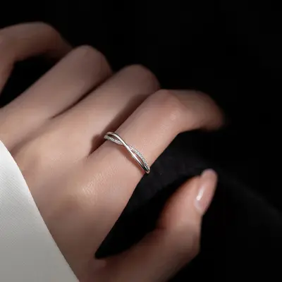 Silver Ring Women Niche Design Simple Band Lightweight Luxury 2026 New Style Trendy Premium Sense Index Finger Ring Fashion Personality Single Ring