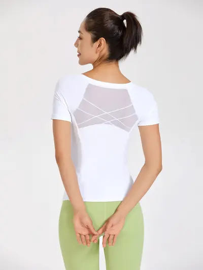 品牌同款瑜伽服上衣丨普拉提训练瑜伽上衣 裸感紧身健身衣 带胸垫