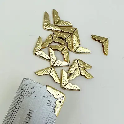 Electroplated Metal Corner Protector 14x2mm - 8
