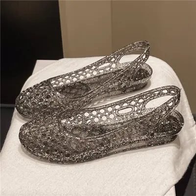 Women's Hollow Plastic Sandals, Breathable, Closed Toe, Flat Sole - 9
