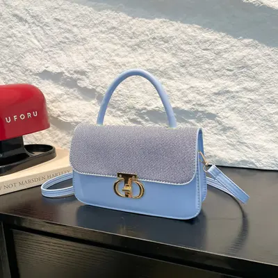 2025 Retro Women's Small Square Shoulder Crossbody Bag with Lock Buckle - 3