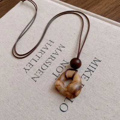 Geometric wood bead resin pendant necklace, vintage, long - 7
