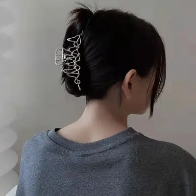 Große silberne Metallhaarspange für dickes Haar, geometrische Haarkralle, Haaraccessoire, koreanische Haiklemme.