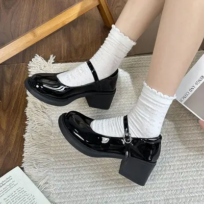 Women's Round-Toe Chunky Heel Mary Jane Shoes, Retro Style
