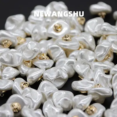 Irregular Shell-Imitation Pearl Buttons for Cardigans and Cheongsam