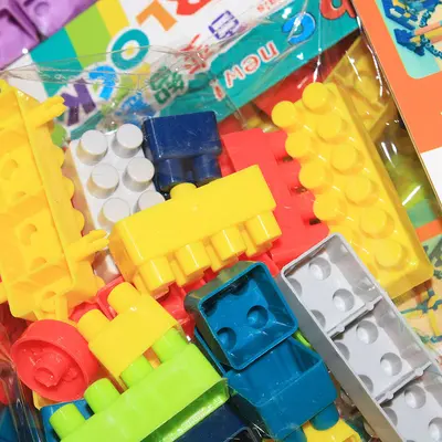 Children's toy bag building blocks DIY educational large particle assembly blocks enlightenment early education assembly wholesale 2 yuan store