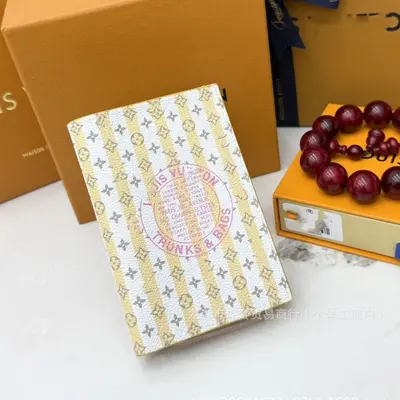 护照本M64502徽章新品花彩零钱包卡包小众ins多卡位卡包跨境热卖