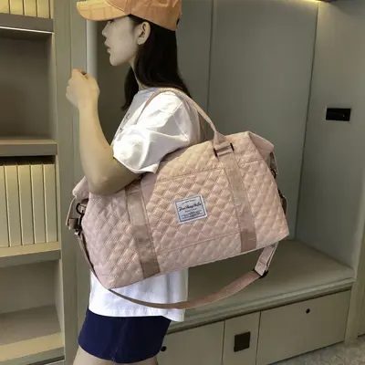 Travel Bag with Wet and Dry Separation, Large Capacity - 4