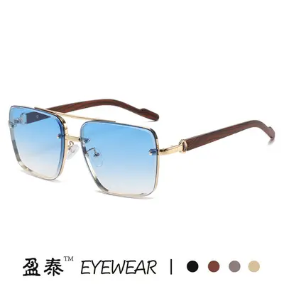 Square metal double-bridge sunglasses with wood-grain temples - 4
