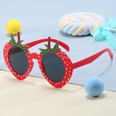 Funny Hawaiian Party Glasses with Fruit Shapes: Watermelon, Strawberry, Pineapple - 7