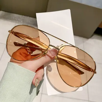Damen-Pilotensonnenbrille mit großer Metallfassung im Retro-Stil - 5