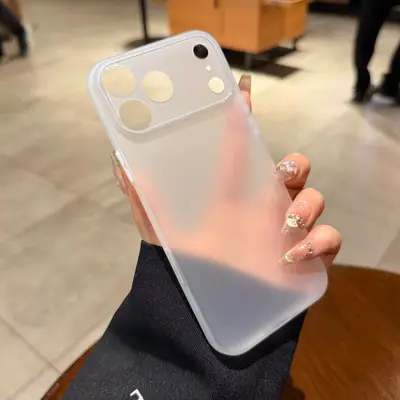 iPhone 18 Pro Max için ultra ince mat silikon kılıf - 11
