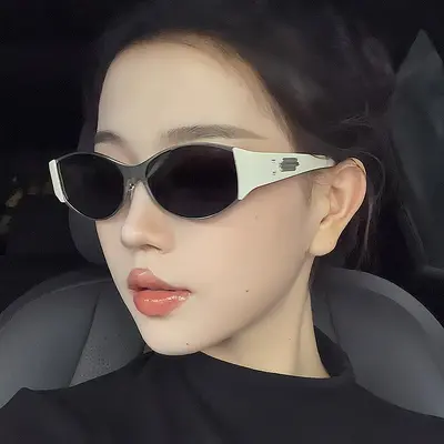 Polarized Sunglasses for Men and Women, UV Protection, Street Style - 3