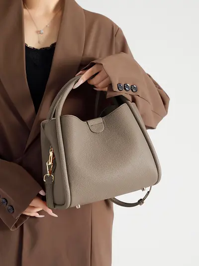 Fashionable Versatile Soft Calfskin Bucket Bag 2026 New Best-Selling Women's Bag Simple Large-Capacity Everyday Use Shoulder Bag