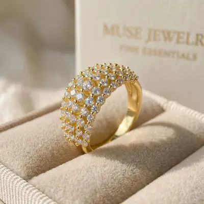 S925 silver ring with moissanite stone, elegant luxury style