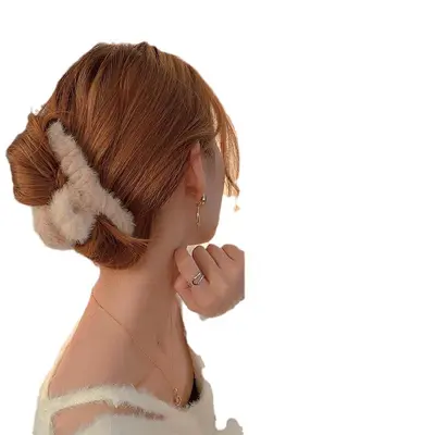 Plush Claw Clip Large Winter Hair Clip for Women Back of Head Shark Clip High Volume Hair Clip Hair Accessory