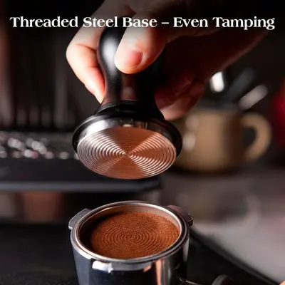 Runder Espresso-Tamper mit konstanter Kraft und Kaffeeverteiler