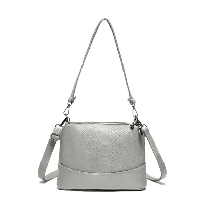 Damen-Schultertasche mit Krokodilmuster aus weichem Leder - 10