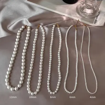 Retro French pearl necklace for women with beaded clavicle chain