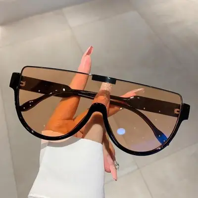 Damen-Sonnenbrille mit einteiligem Rahmen, Halbrund-Design, braun getönt - 4