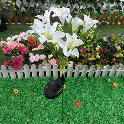 Solar 7-Head Lily LED Lawn Lamp for Garden and Outdoor - 8