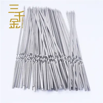 Supplies stainless steel barbecue skewers for grilling lamb kebabs, outdoor barbecue accessory tools and flat skewers.