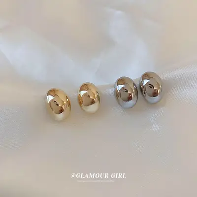 Vergoldete Silberboncuk-Ohrstecker im Metallic-Stil