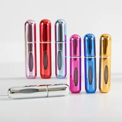 Stok Küçük Pencere 5ml Alt Şarj Parfüm Doldurma Şişesi Otomatik Pompa Spreyi Sprey Şişesi Alüminyum Basmalı Parfüm Şişesi