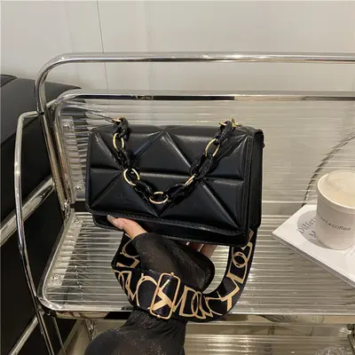 2025 Summer Style Women's Small Square Shoulder Bag for Everyday Use - 3