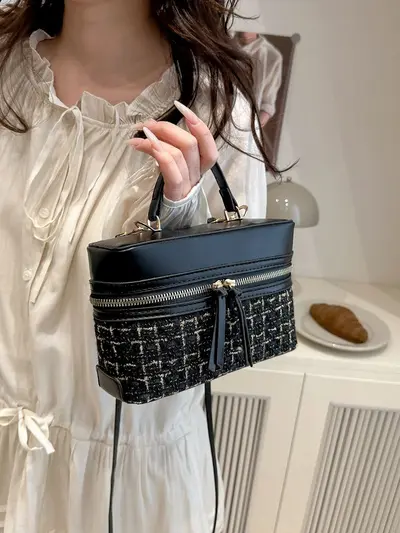 Mini Box Handbag with Wool Fabric and Chain Strap for Women